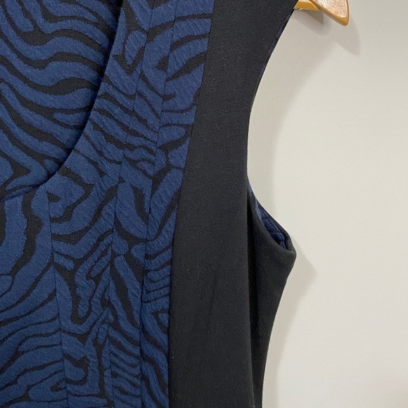 Ivanka Trump Sleeveless Women's Blue/Black‎ Cocktail Midi Dress Size 14 - Picture 3 of 12
